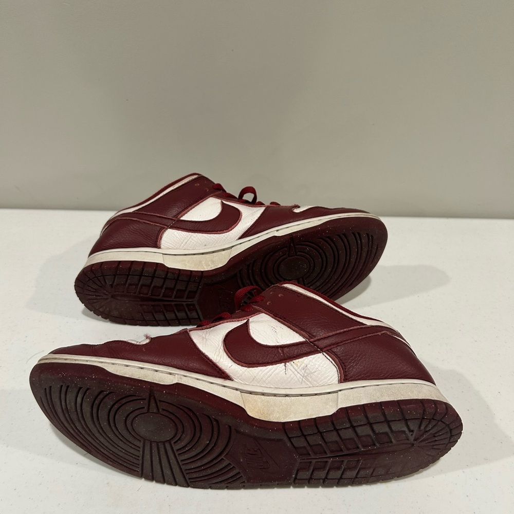 Nike Burgundy and White Athletic Shoes - Picture 6 of 6